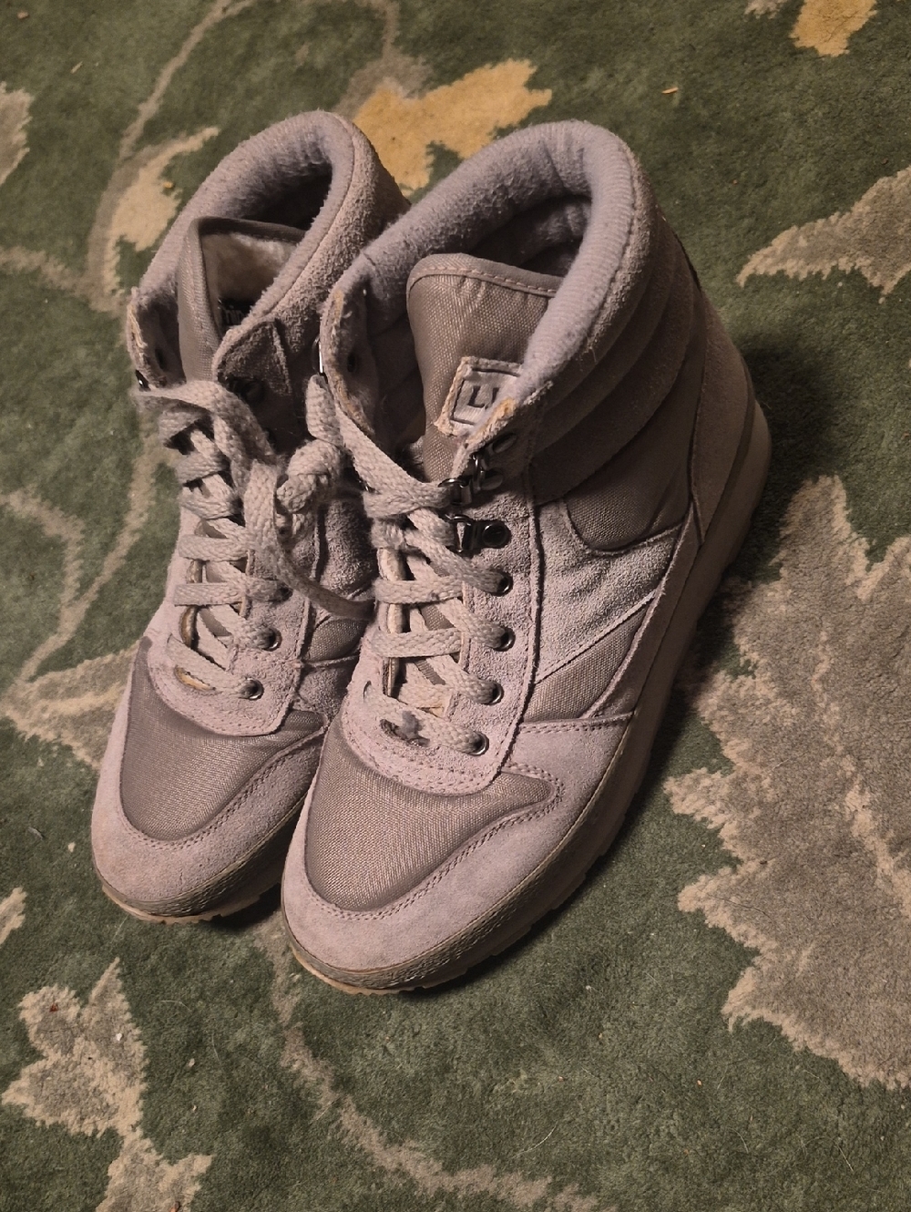 L.L. Bean Light Gray High-Top Women's Sneakers - Picture 1 of 12